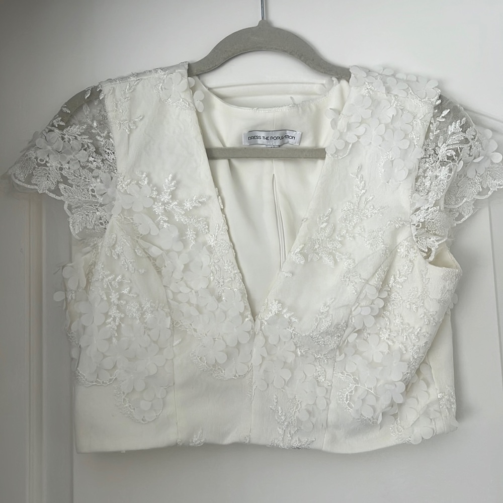 Dress the Population Cropped Lace Flutter Sleeve Top